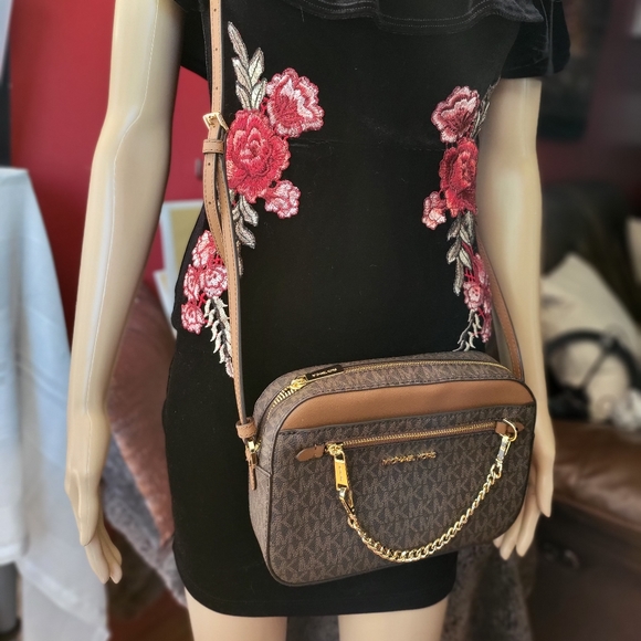 🆕MICHAEL💖KORS JET SET Crossbody Bag👜 - Picture 13 of 16